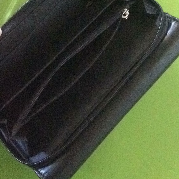 Wallet - Picture 5 of 6